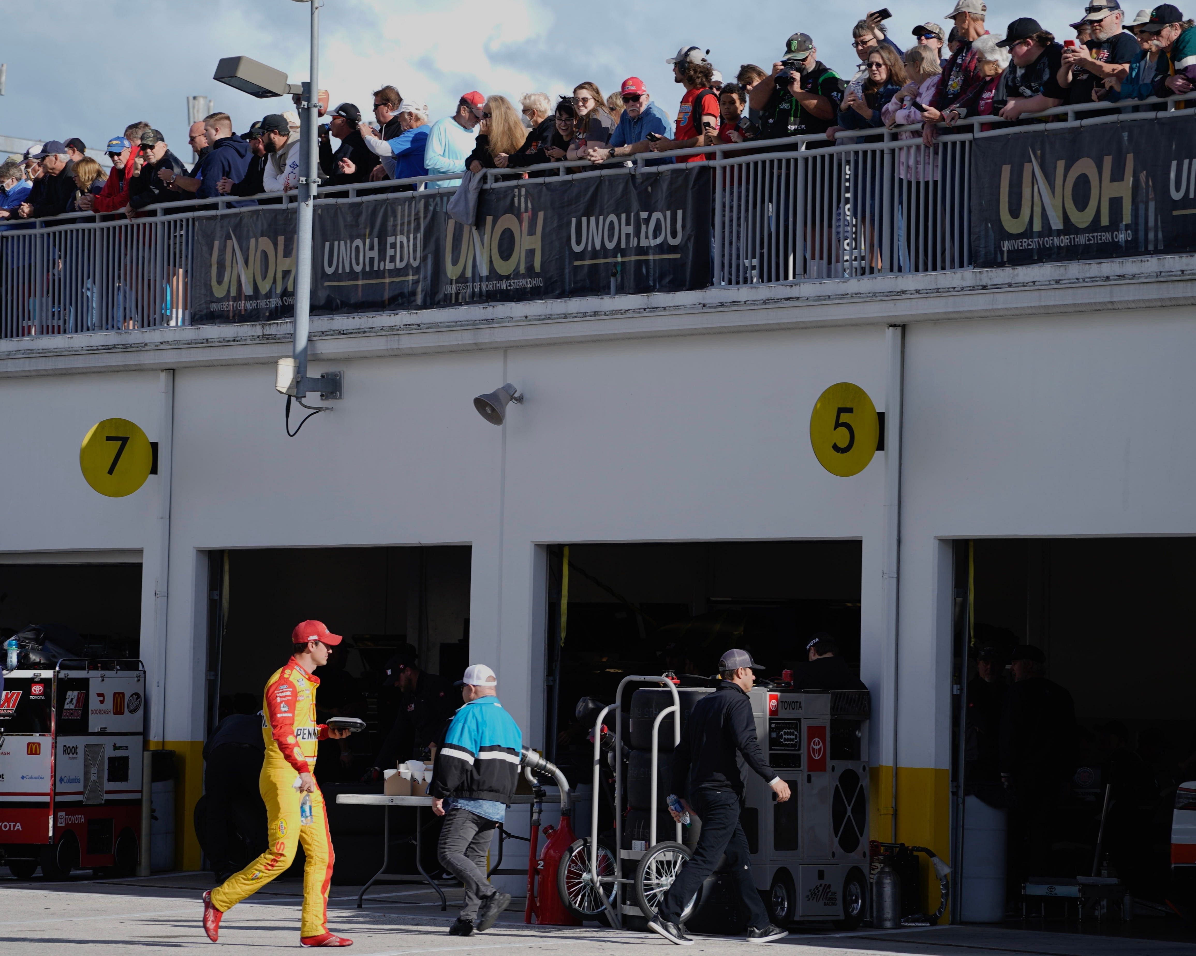 Joey Logano heads to the garage as fans look down during Tuesday's Next Gen Daytona test- Source: Imagn